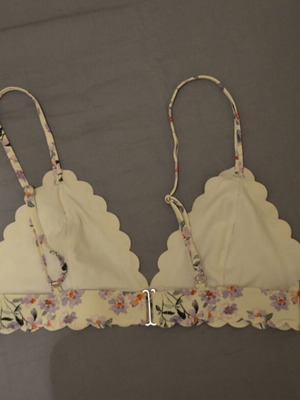 Swimwear top, size small