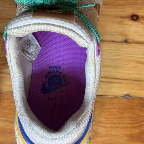 Nike Space Hippie Running Sneakers size EUR 42 like new, multicolor