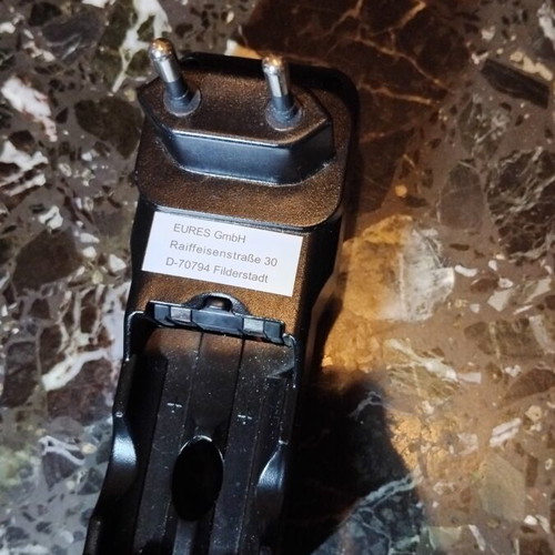 Tronic Plug-In Charger UT-1298E like new for AA and AAA batteries