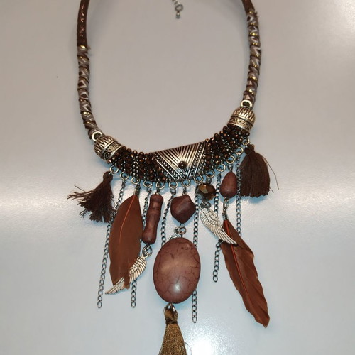 Necklaces with feathers, set of 2