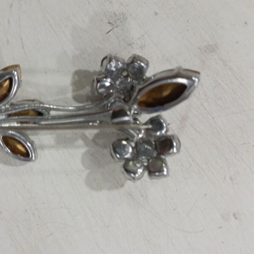 Vintage flower design pin used, silver