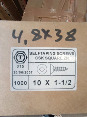Self-tapping screws new 1000 pcs 4.8x38 galvanized square head