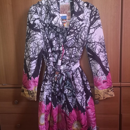 Desigual Vintage Floral Trench Coat, size 40, new with tags