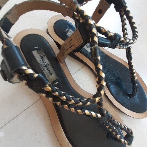 Pepe Jeans leather sandals size 37, black and gold