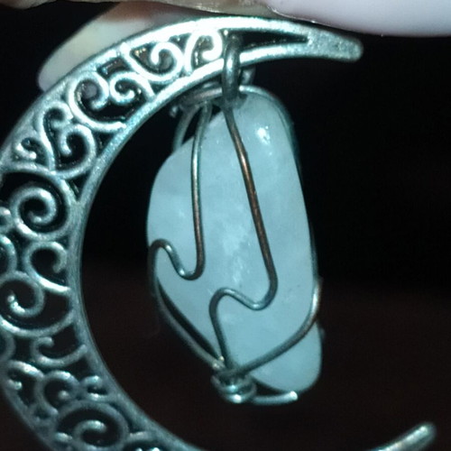 Crescent moon necklace with stone