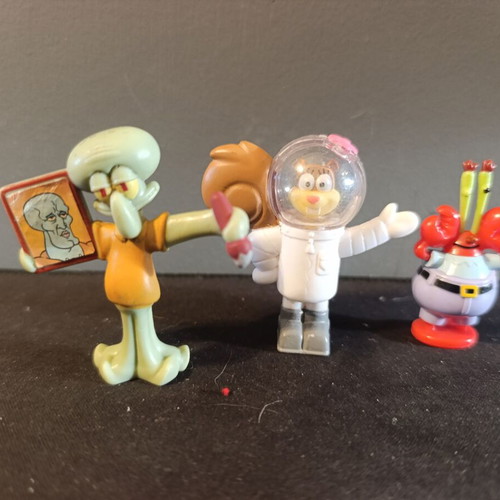 SpongeBob SquarePants figure set like new, McDonald's and Kinder 2005