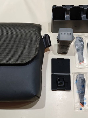 DJI Air 3 / Air 3S accessories bundle like new with battery and original bag