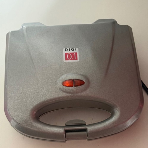 Toaster used, functional