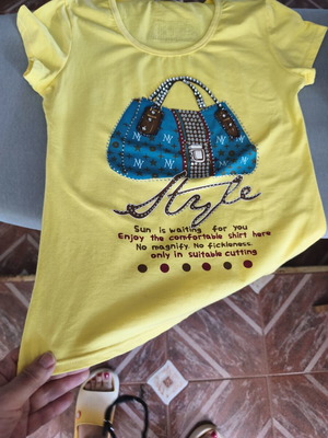 Women's cotton yellow blouse like new, size L
