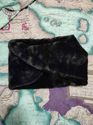 Neck warmer used synthetic fur black