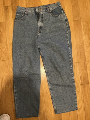 Levi's μπλε loose fit τζιν W31 σαν καινούργιο