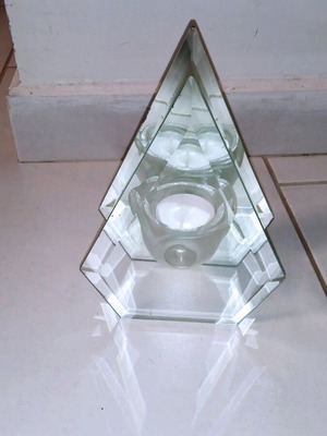 Decorative candle holder with glass and mirror like new