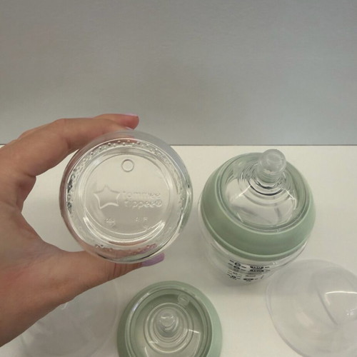 Tommee Tippee Closer to Nature Glass Bottles 150ml 0m+ Green New Set of 2