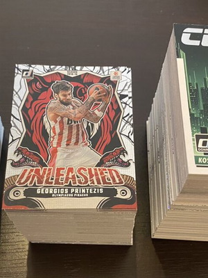 Euroleague trading card pack, 350 single cards, Panini Donruss Prizm