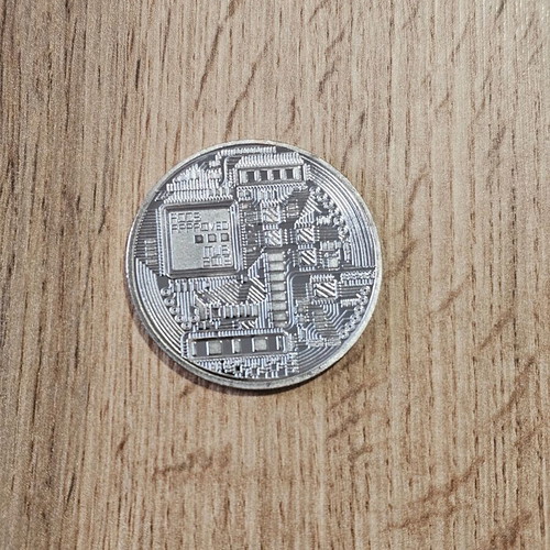 Bitcoin coin new, souvenir collectible, gold and silver plated