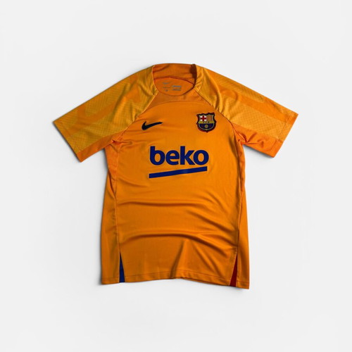 Nike FC Barcelona Vintage Y2K 2021-2022 Beko Training T-shirt like new, orange navy