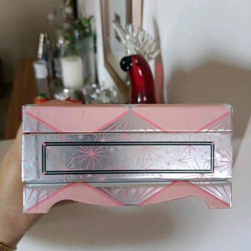 Benefit collectible box with metal clasp like new