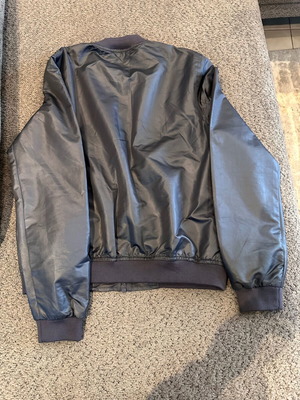 Thin women's jacket like new