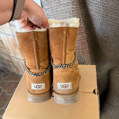 Ugg boots used, brown, size 39