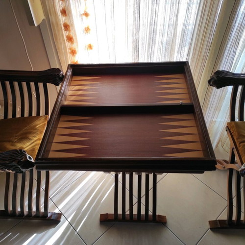 Chess furniture like new with 2 chairs and backgammon Italian