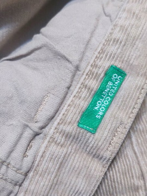 Παντελόνια Benetton κοτλέ σαν καινούργια, unisex, μπεζ, μέγεθος S