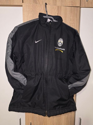 Nike Juventus Soccer Schools Kids Jacket like new