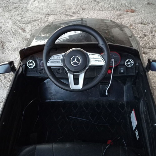Mercedes electric toy car like new