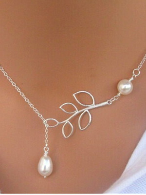 Κολιέ choker με σχέδιο κλαδί ελιάς και πέρλες σαν καινούργιο