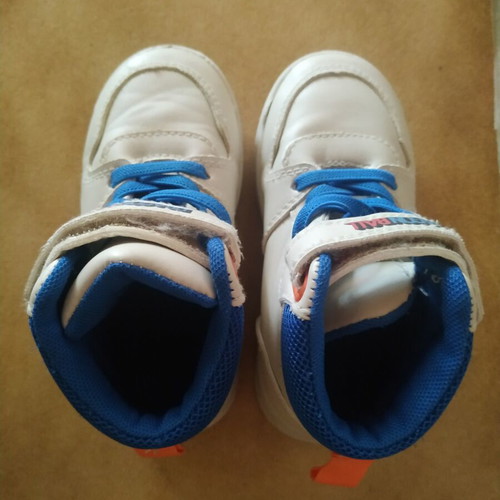 Boys' athletic shoes size 25 used, blue