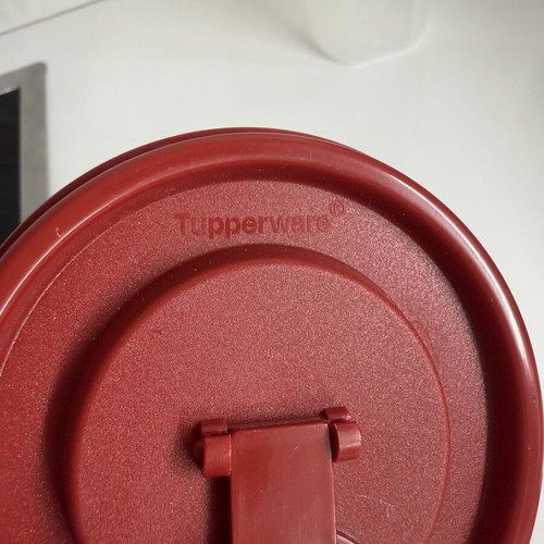 Tupperware set with 650ml and 890ml oil pourers and 6 forks new