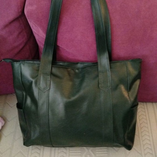 Shoulder bag cypress color like new with large capacity