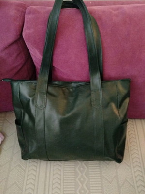 Shoulder bag cypress color like new with large capacity