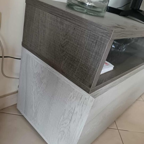 Επιπλο τηλεόρασης σαν καινούργιο σε άριστη κατάσταση