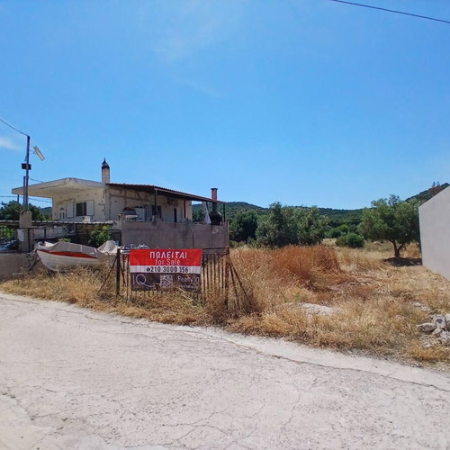 Land plot 248 m² buildable in Salamina near sea