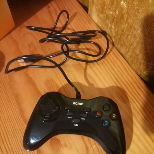 Acme GS05 Gamepad for PC used