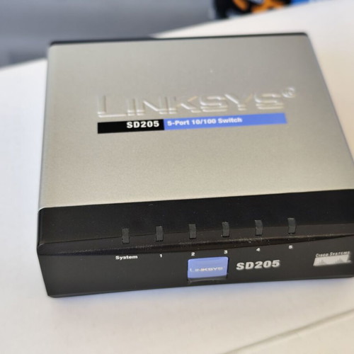 Linksys SD205 5-Port 10/100 Switch new