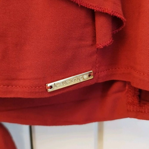 Le Vertige red set like new, skirt with pockets and top with back opening