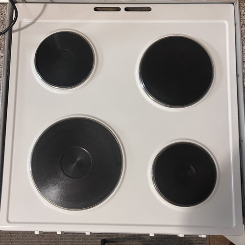 Electrolux LKS620000W electric stove with oven, white
