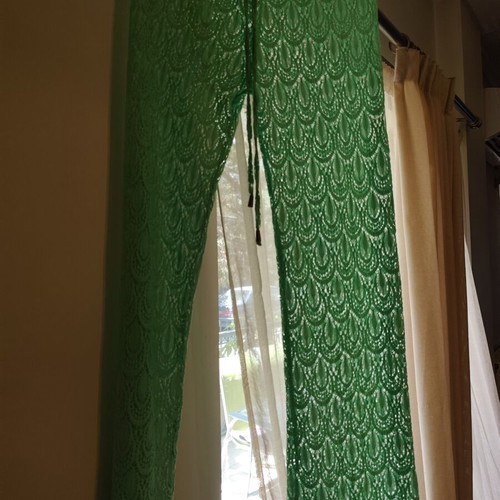 Lace pants size S, like new, green