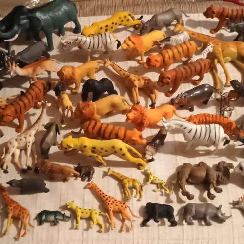 Set of 57 plastic wild jungle animals