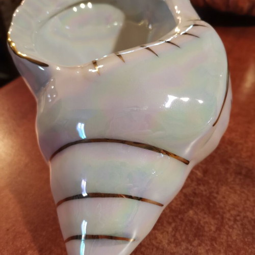 Ceramic decorative shell like new