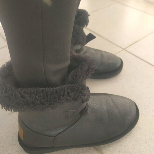 B+W black snow boots used with fur lining, size 37.5-38