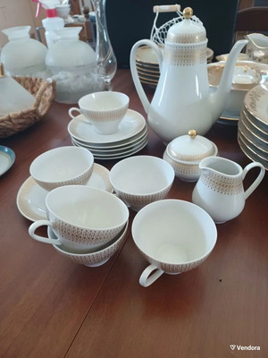 Winterling porcelain tea set like new with teapot, sugar bowl, creamer, and six cups