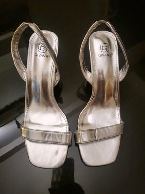 Silver sandals like new, size 39