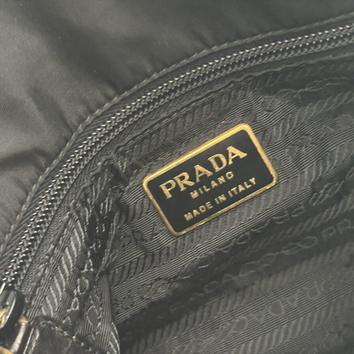 Vintage Prada shoulder bag in excellent condition, black