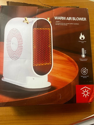 Floor fan heater new, white