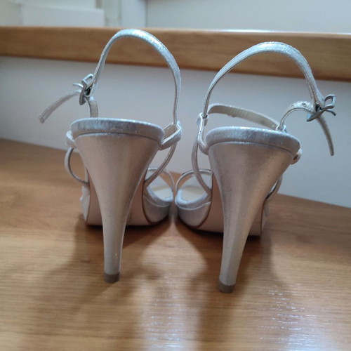 Anastazi Bournazos leather silver sandals with rhinestones size 36