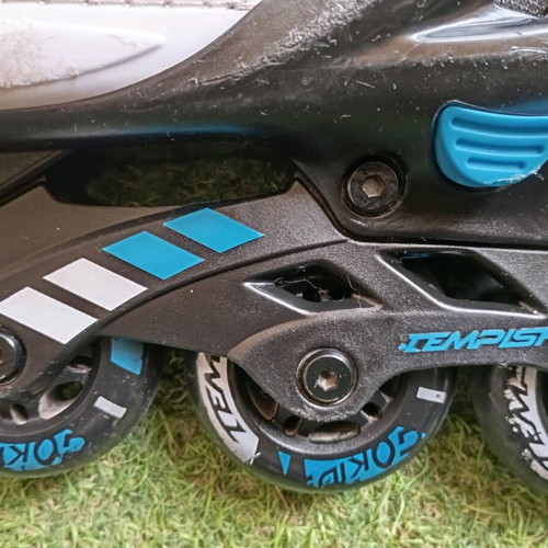 Tempish adjustable kids rollers size 33-36 used with helmet
