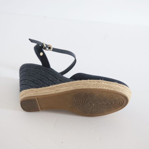 Tommy Hilfiger espadrilles sandals size 38.5