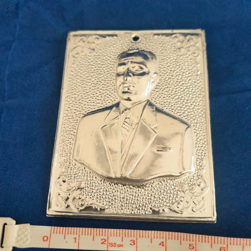 Metal votive new in excellent condition